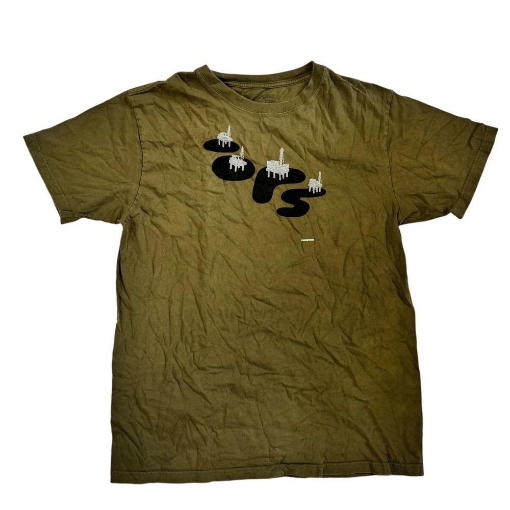 Patagonia Men's Oops Oil Spill Organic Cotton T-Shirt Quartz Olive Sz L Slim Fit
